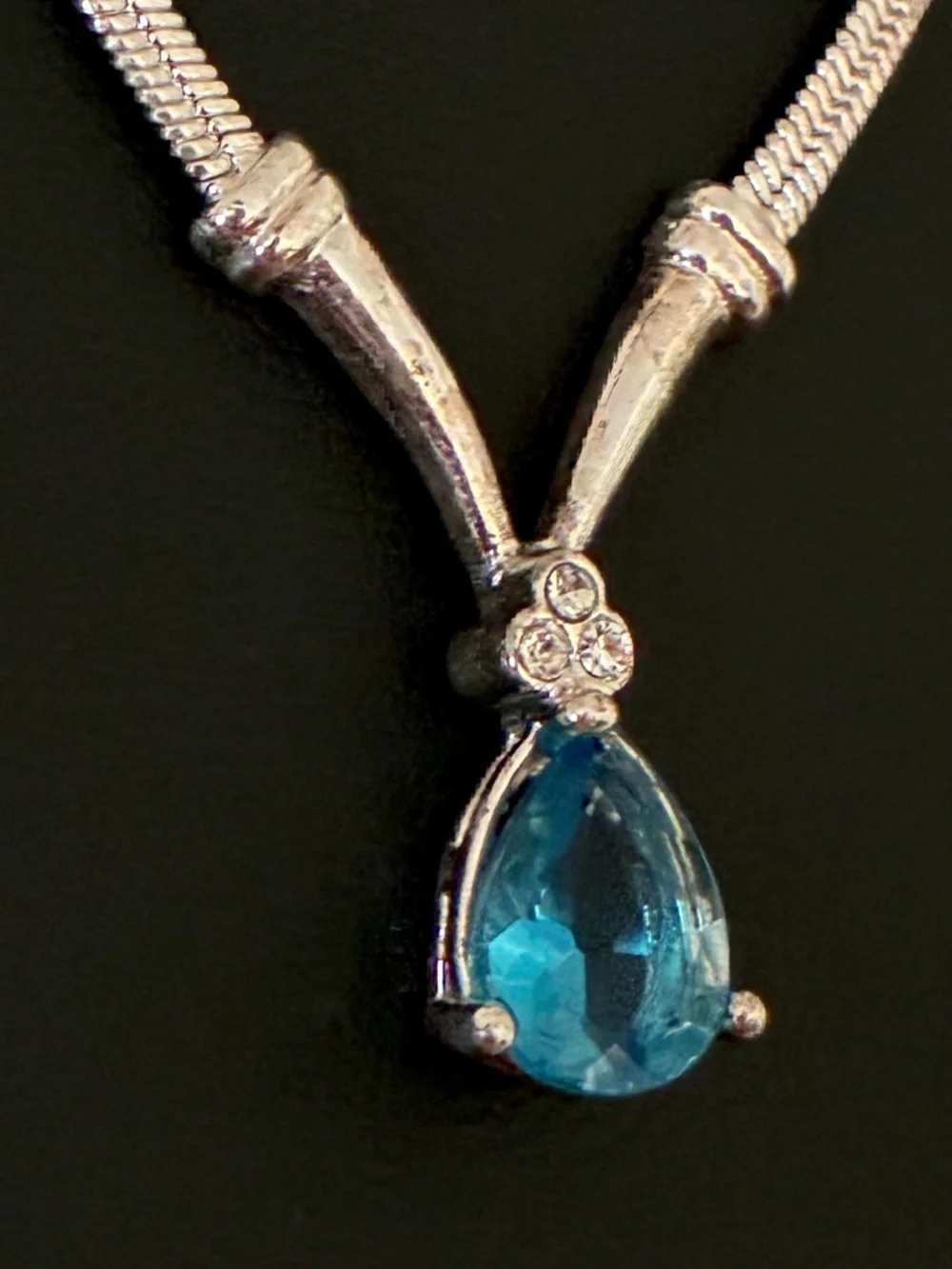 Duo of Dainty Necklaces - Picture 3 of 6